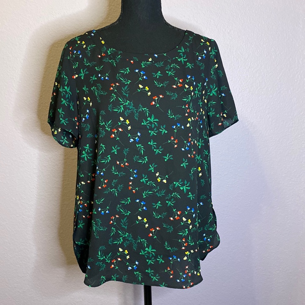 Floral & flowy Blouse top